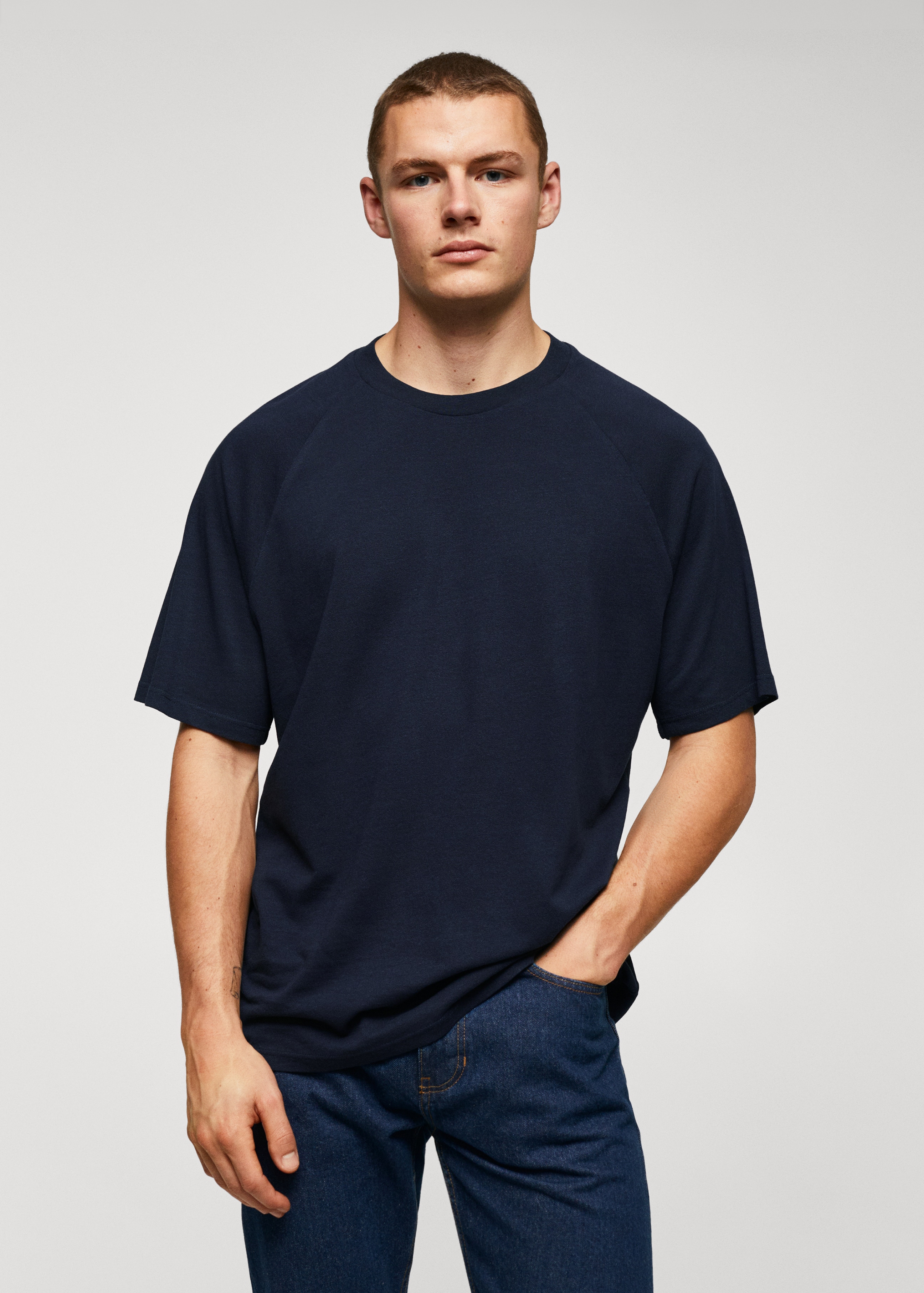 Camiseta algodón-lino textura - Plano medio