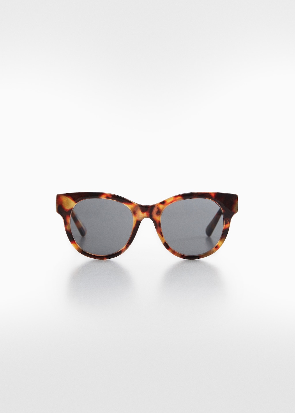 Tortoiseshell sunglasses - Article without model