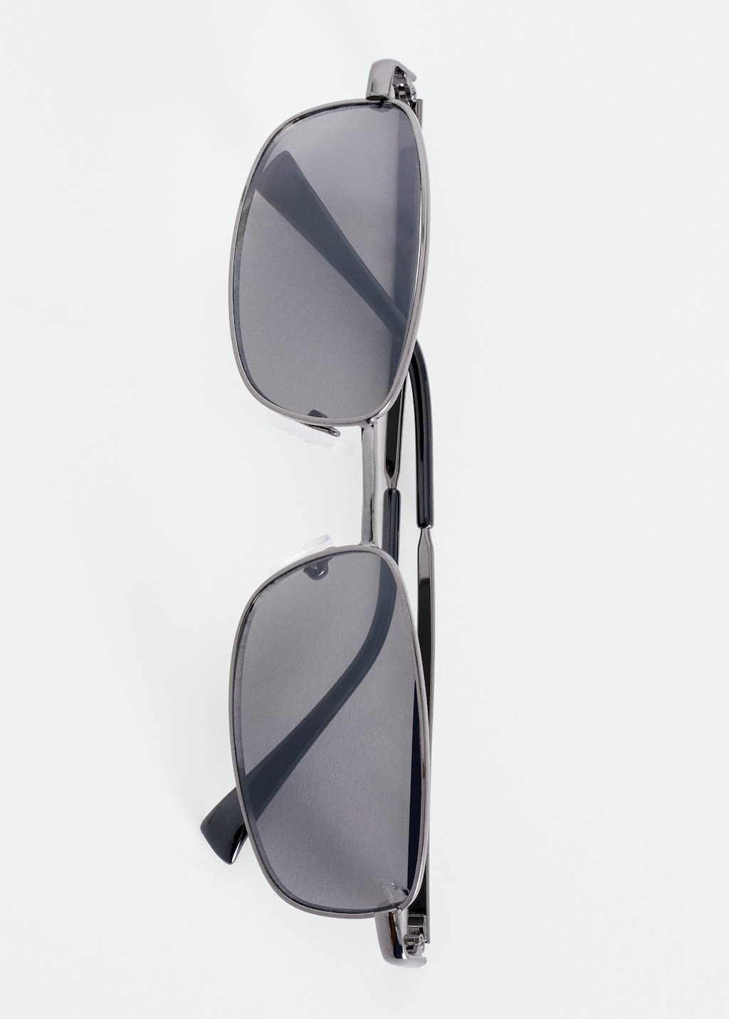 Retro sunglasses - Details of the article 2