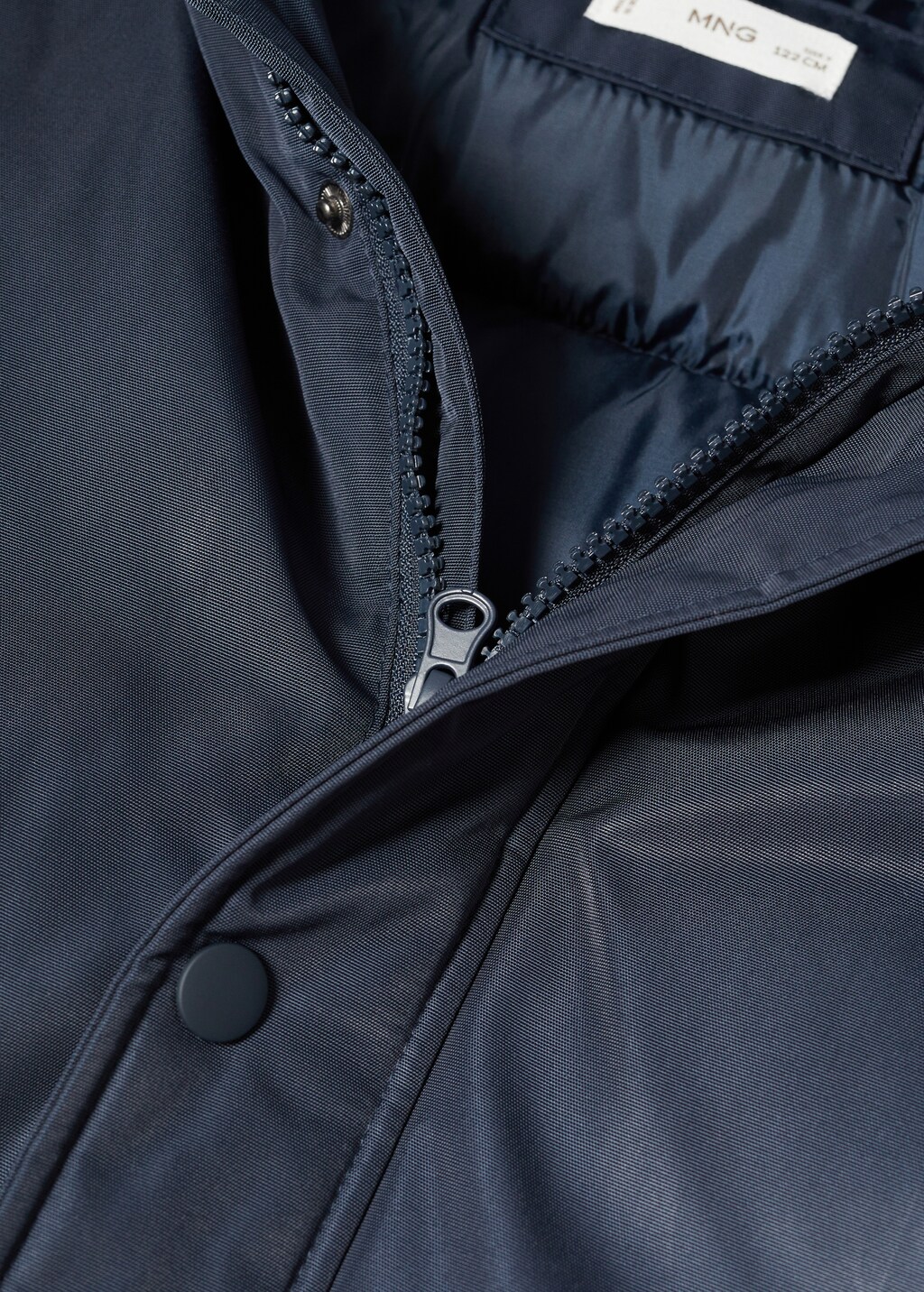 Hood quilted coat - Details of the article 8