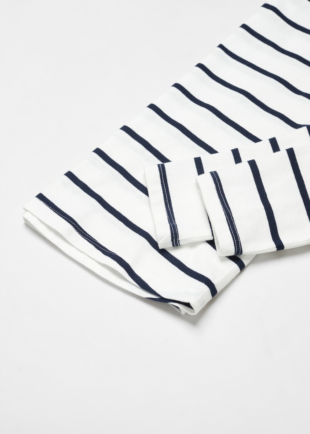 Striped long sleeves t-shirt - Details of the article 8