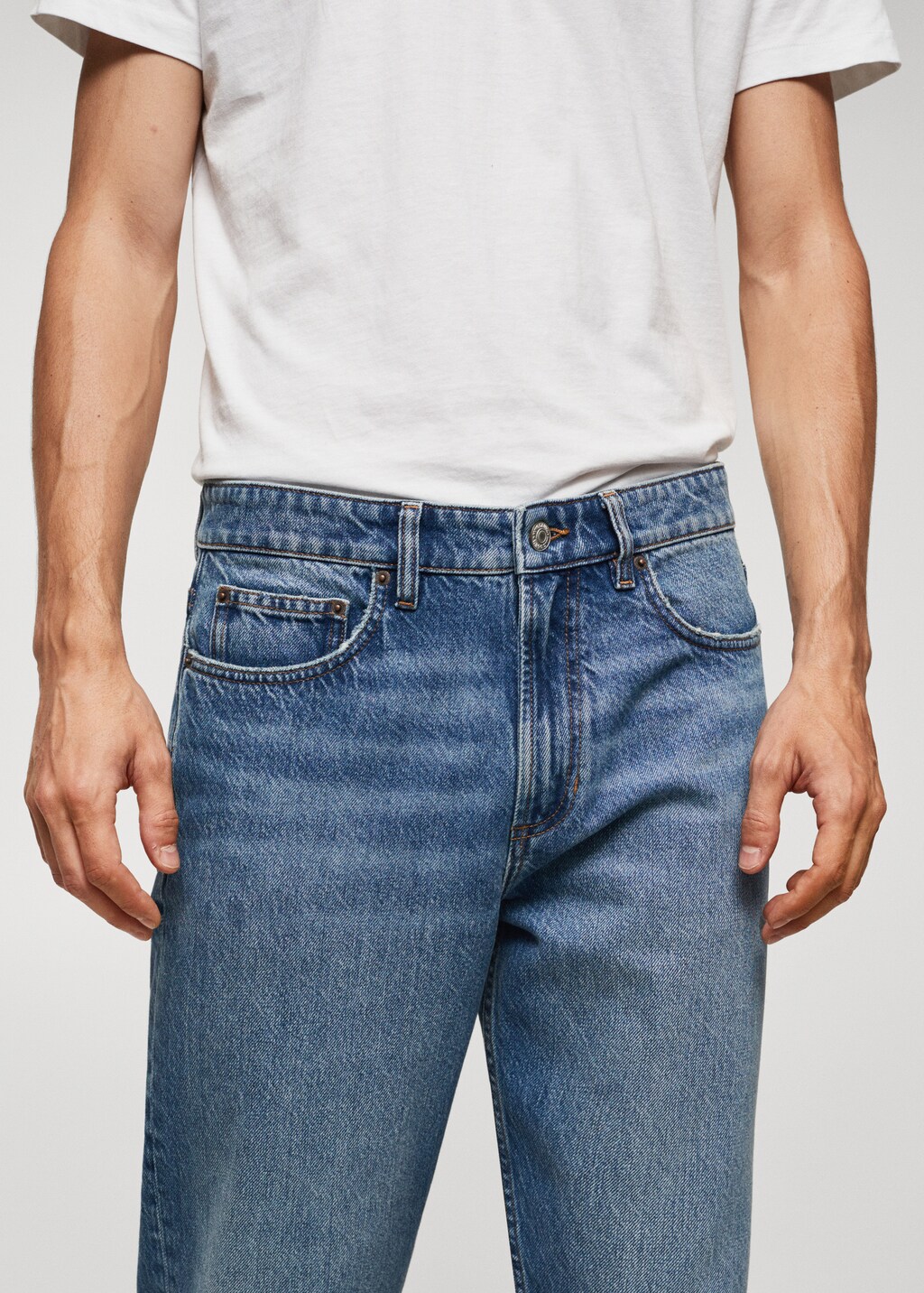 Medium-wash tapered-fit jeans - Details of the article 1