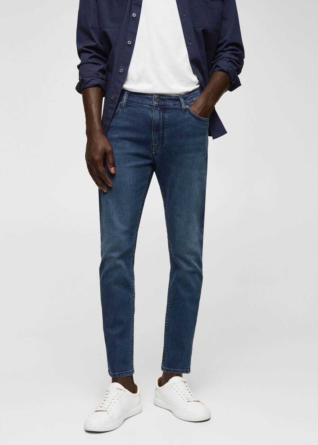 Tapered-Jeans Tom in Cropped-Länge - Mittlere Ansicht