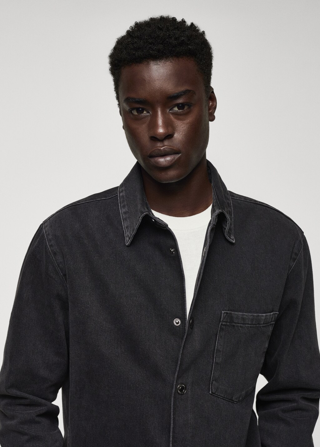 Pocket denim overshirt - Details of the article 1