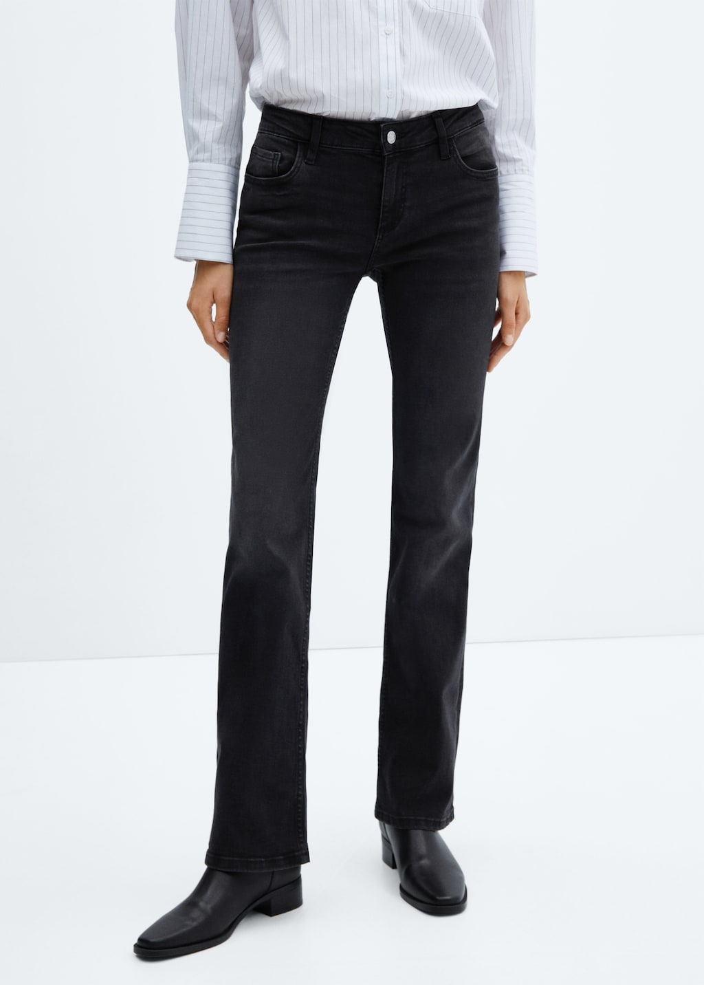 Low-rise flared jeans - Medium plane