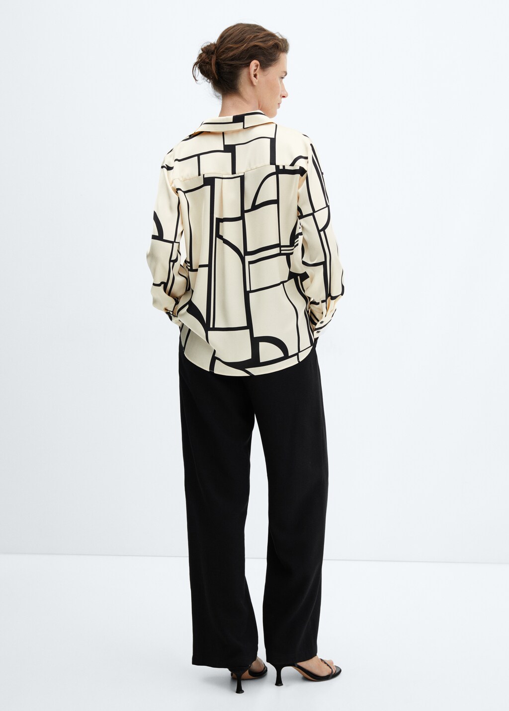 Geometric print shirt - Reverse of the article