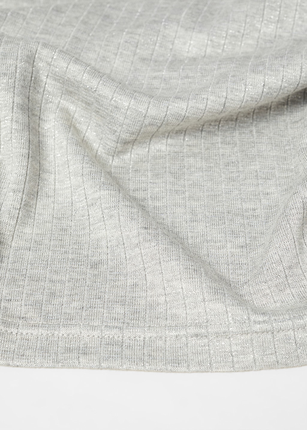 Ribbed long-sleeved t-shirt - Details of the article 8