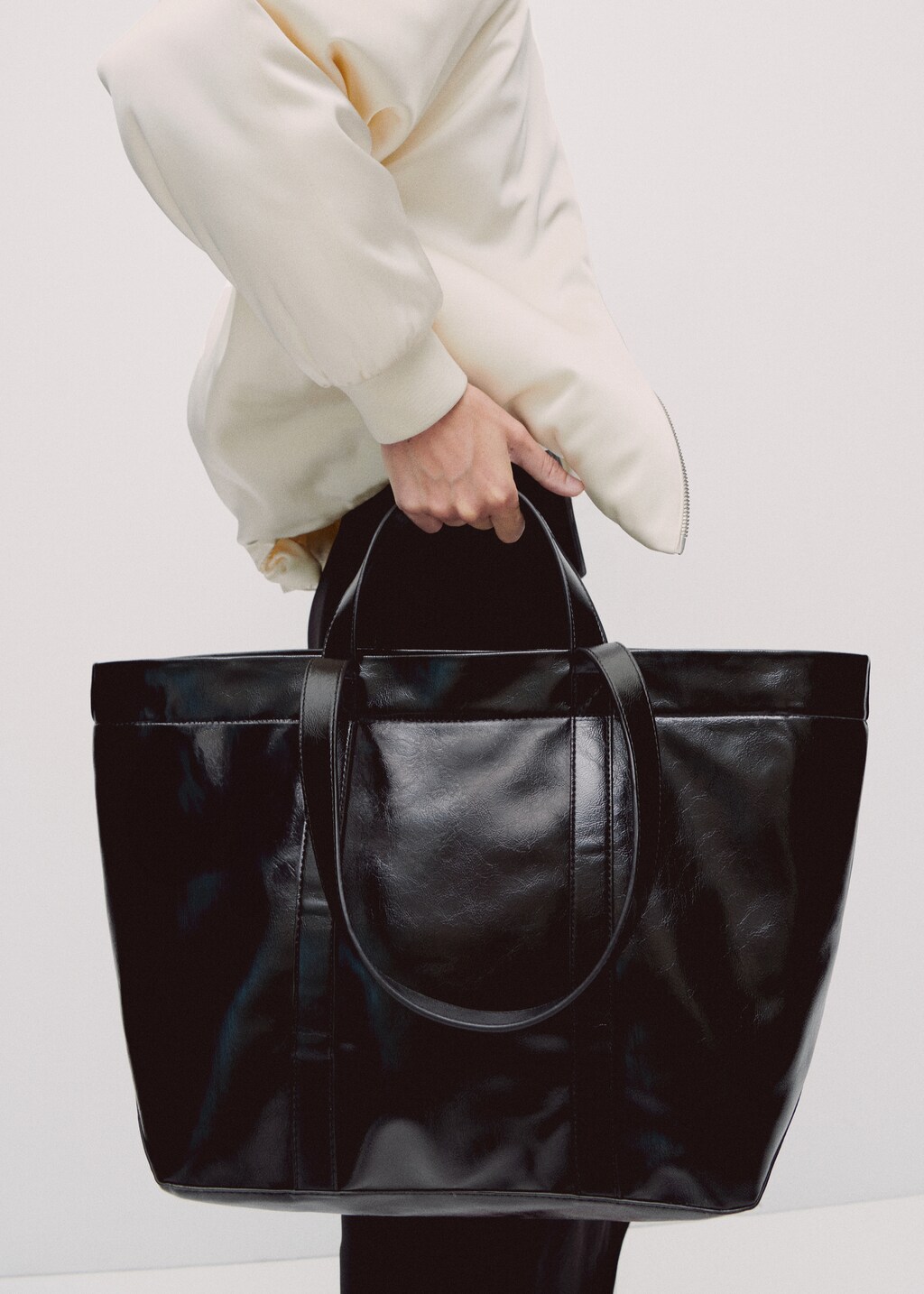 Shopper bag with double handle - Details of the article 9