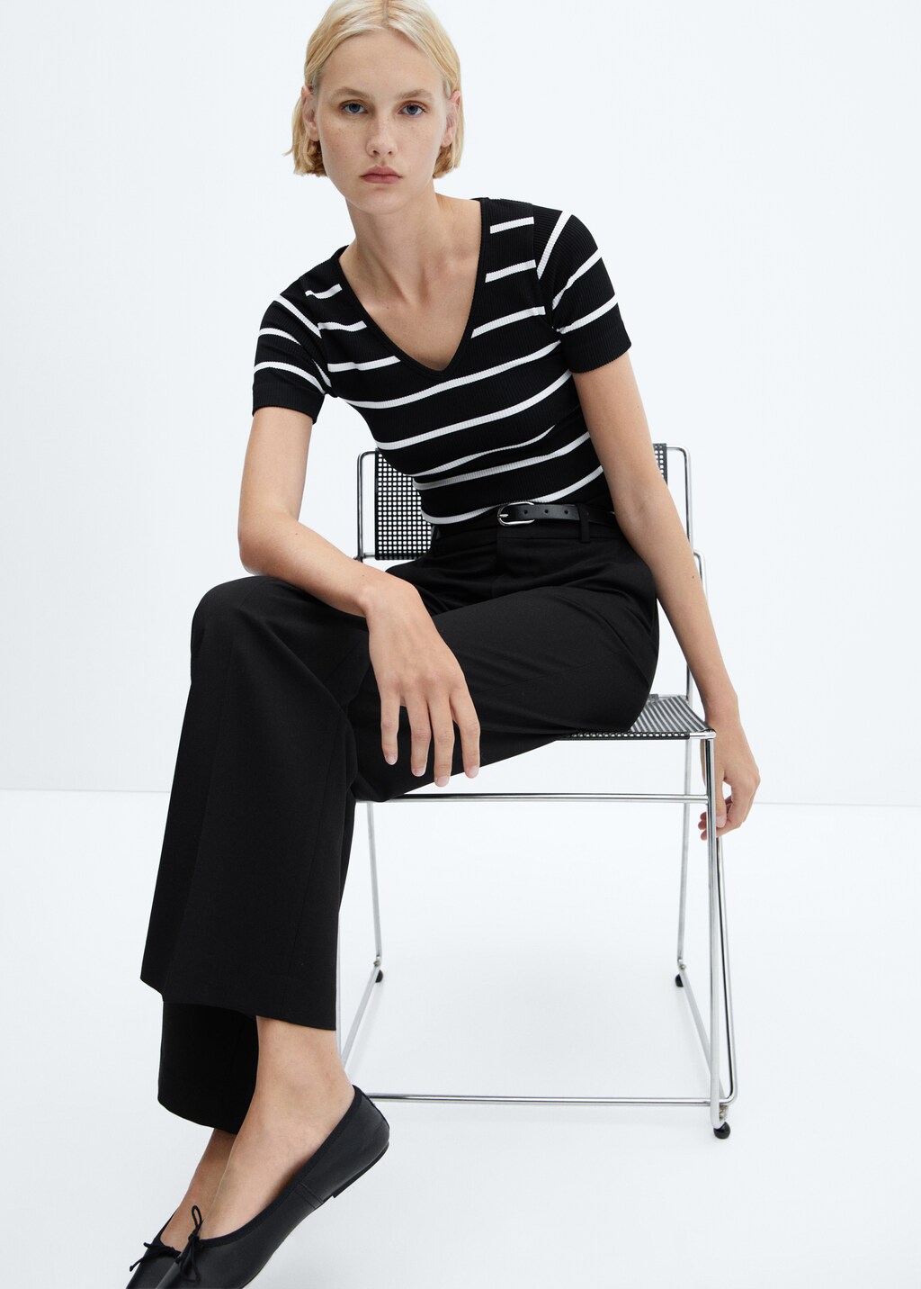 Striped seamless t-shirt - Details of the article 2