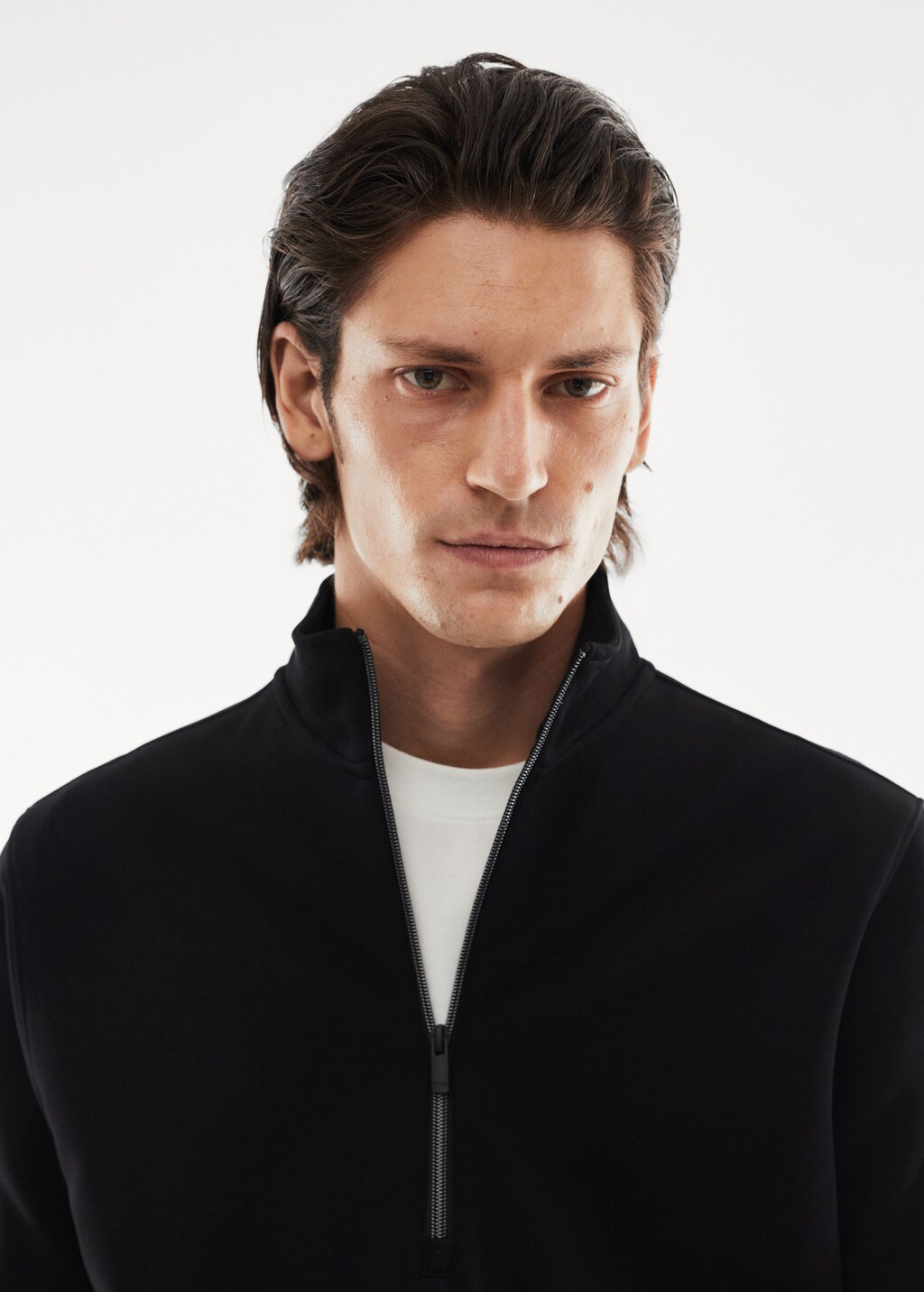 Breathable zip-neck sweatshirt - Details of the article 1