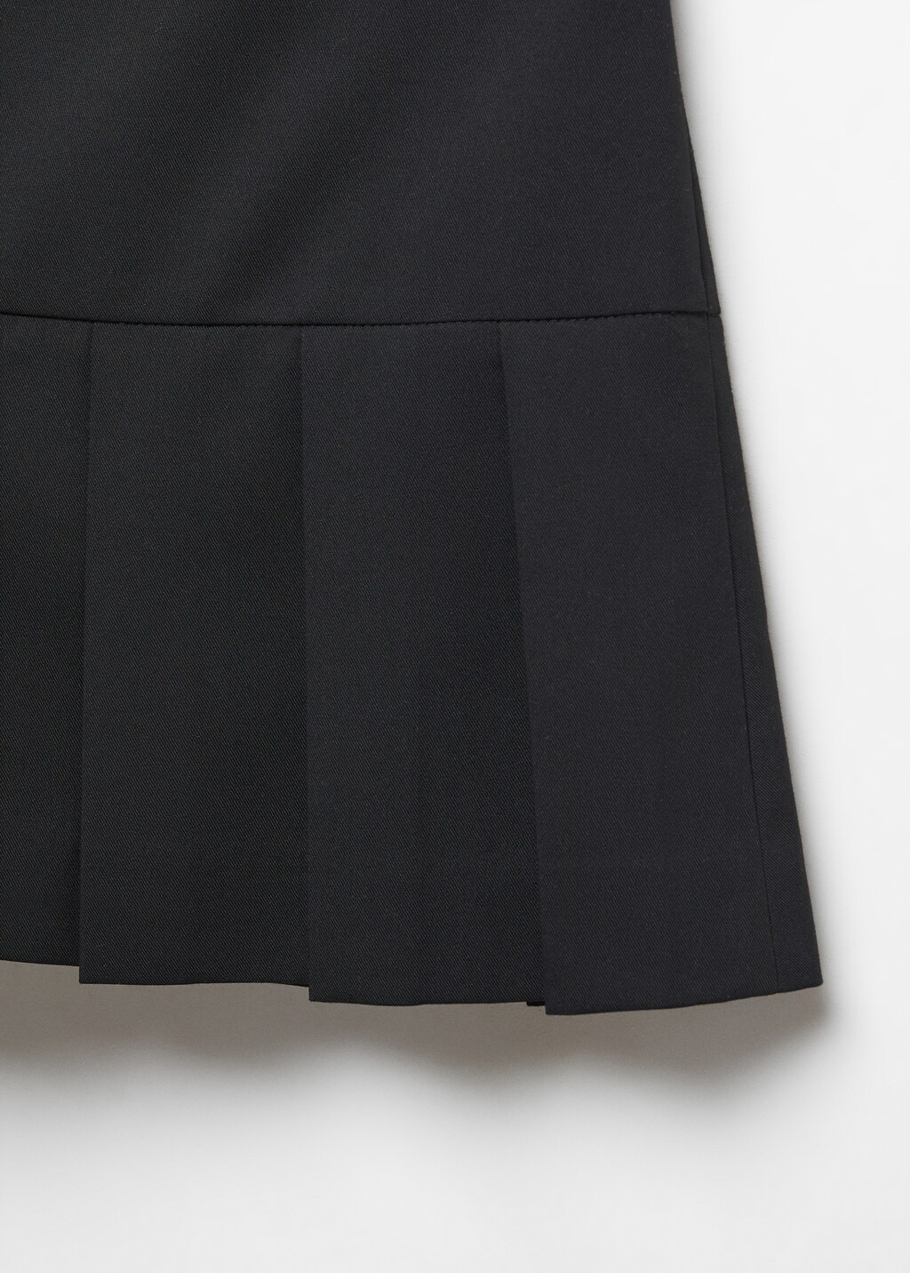 Pleated mini-skirt - Details of the article 8