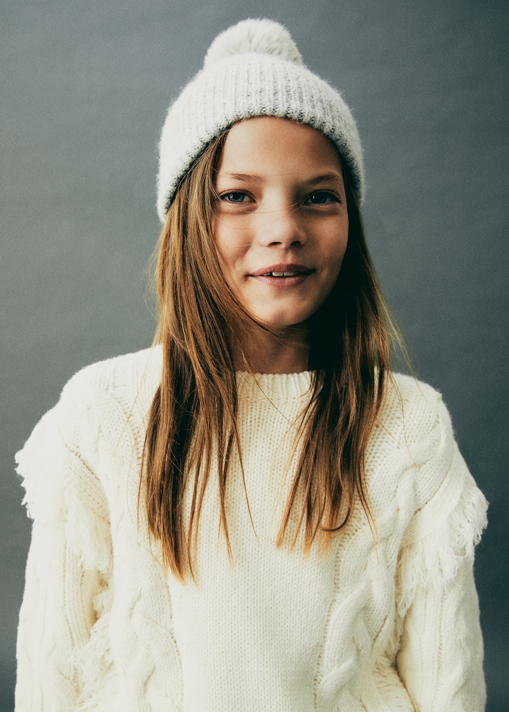 Pom pom faux fur beanie - Details of the article 5