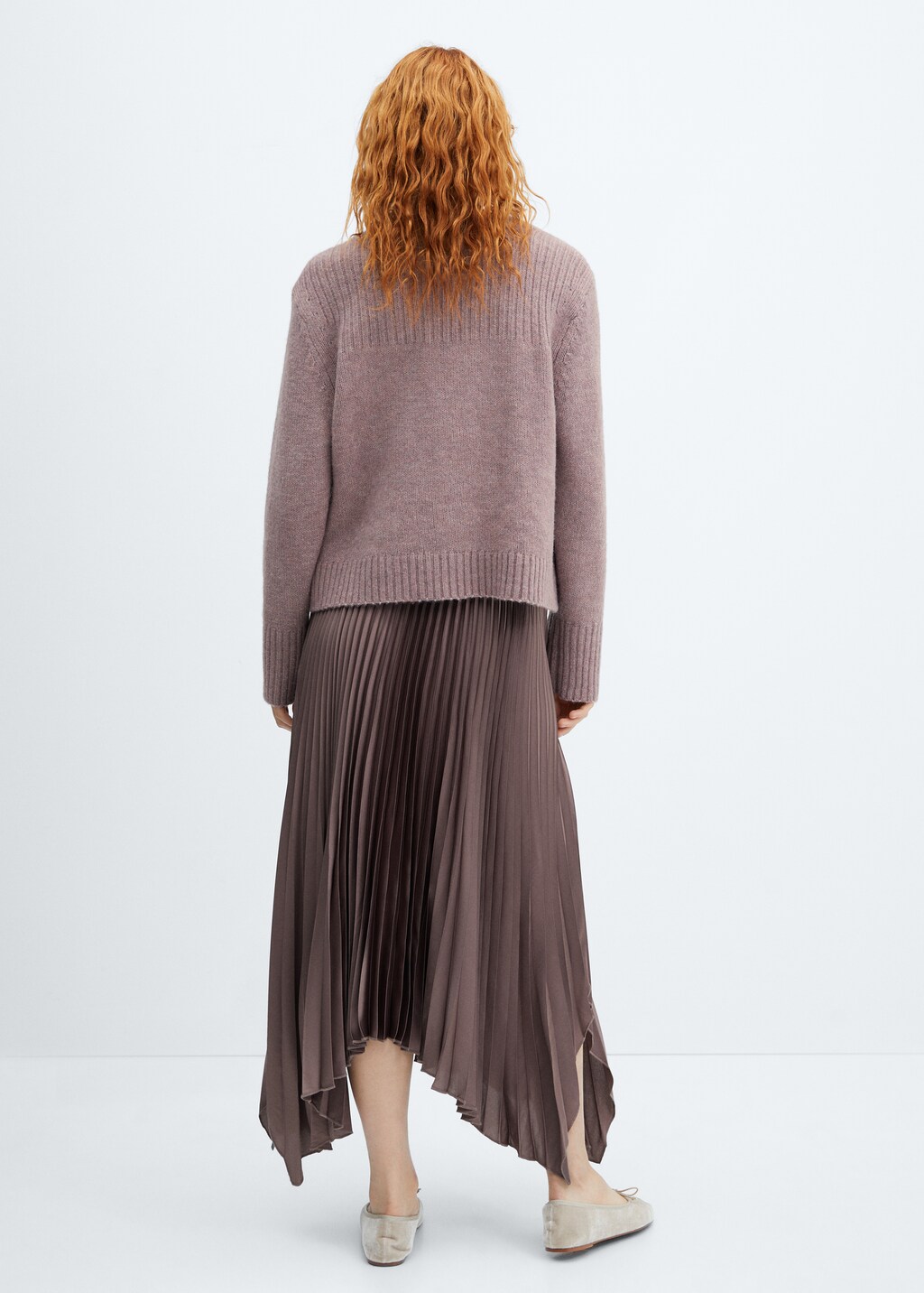 Irregular pleated skirt - Reverse of the article