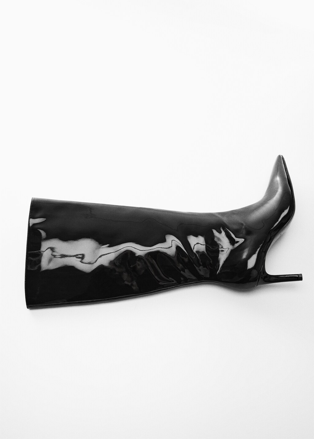 Patent leather-effect heeled boots - Details of the article 5