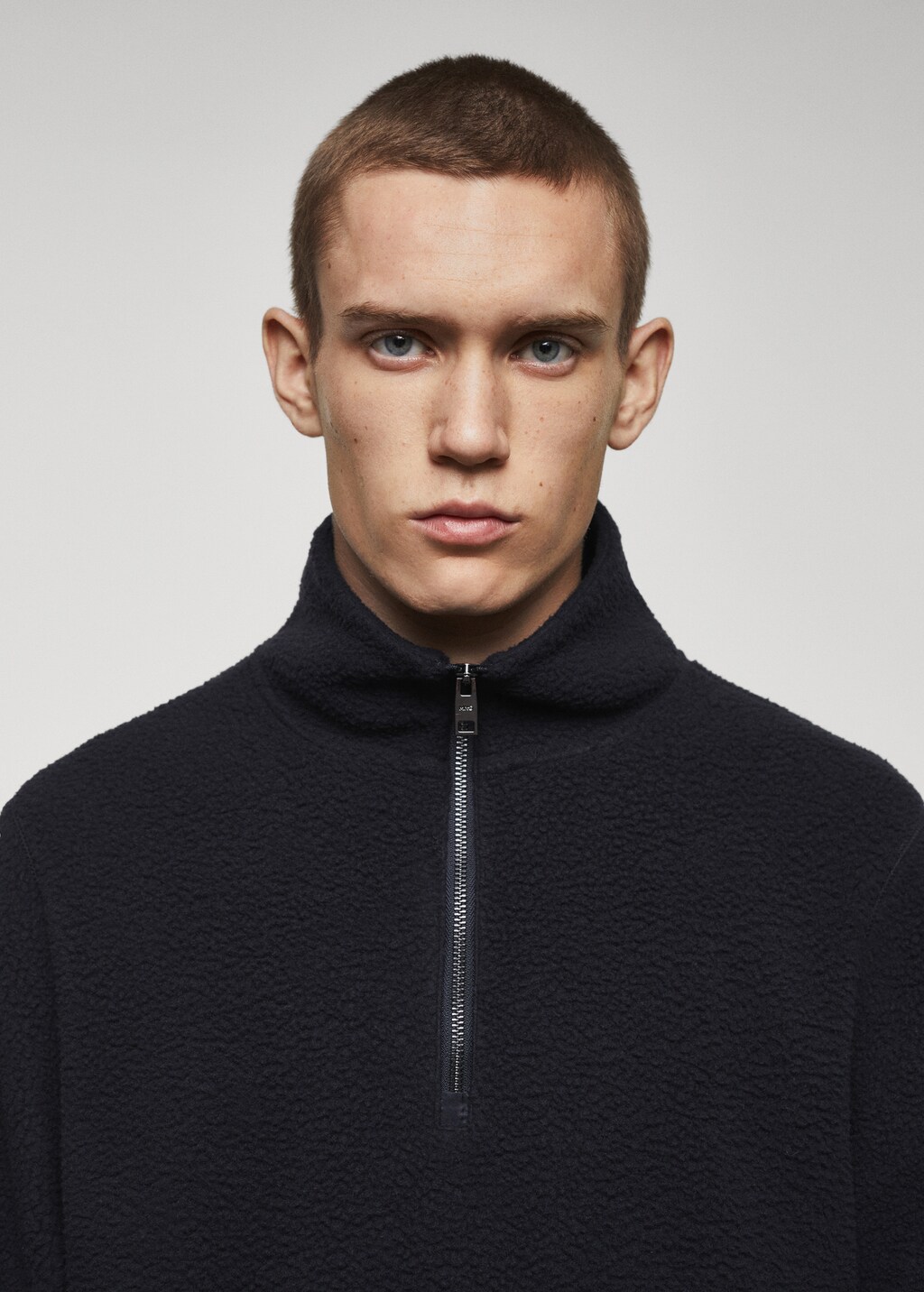 Zip-neck fleece sweatshirt - Details of the article 1