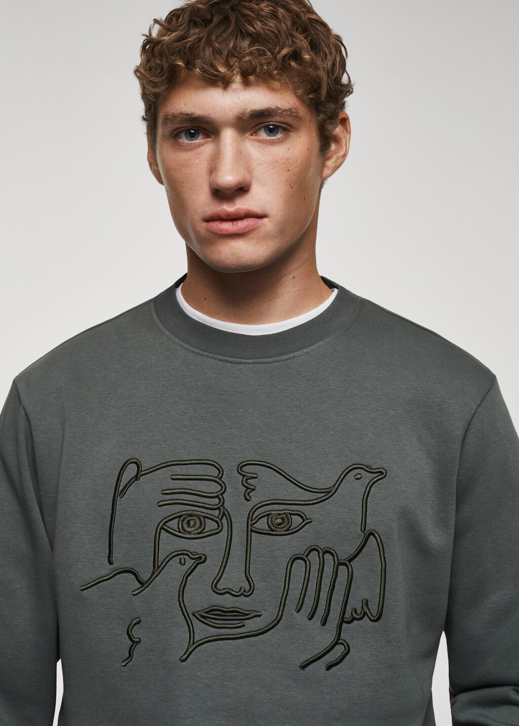 Embroidered detail cotton sweatshirt - Details of the article 1