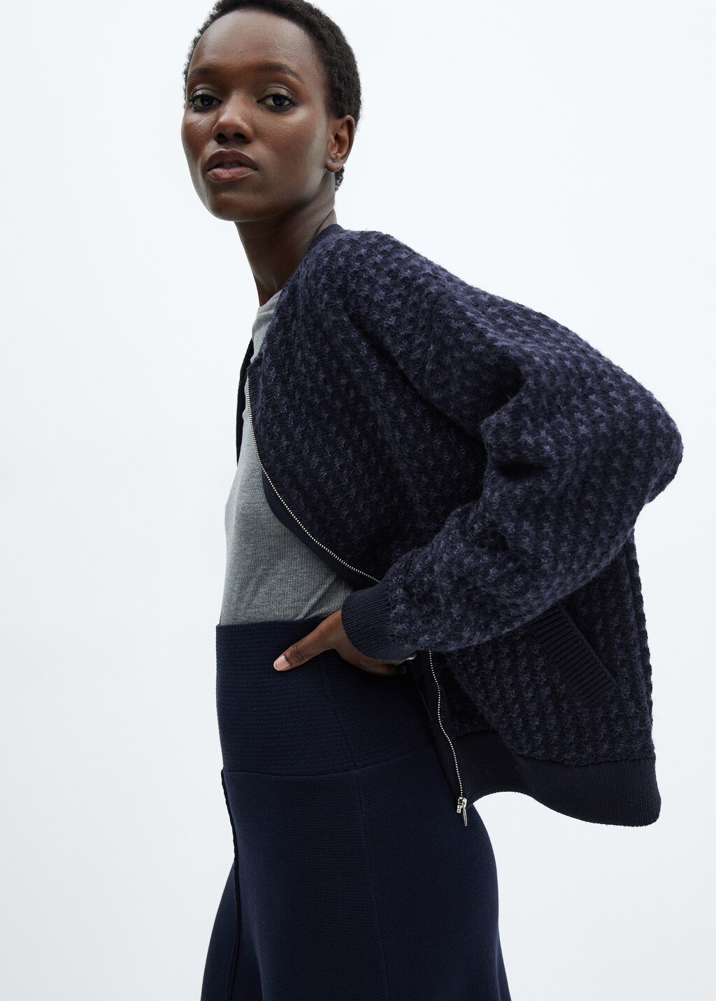 Knitted bomber jacket - Details of the article 4