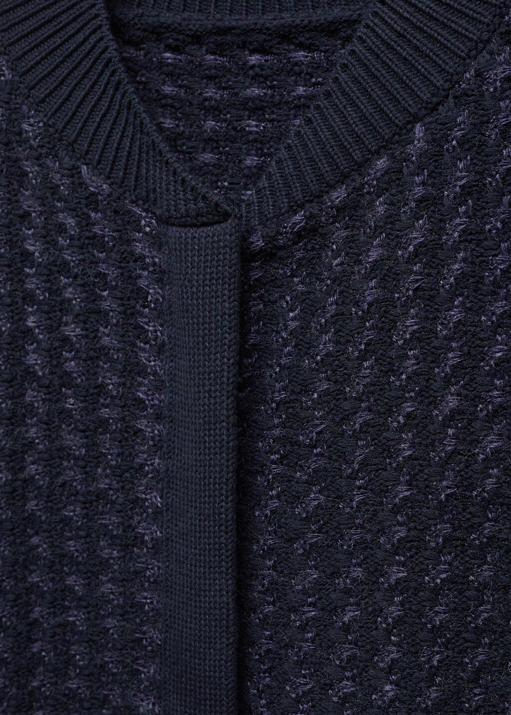 Knitted bomber jacket - Details of the article 8