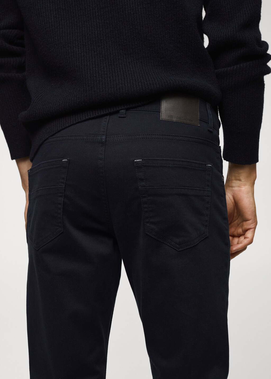 Slim-fit stretch cotton trousers - Details of the article 4