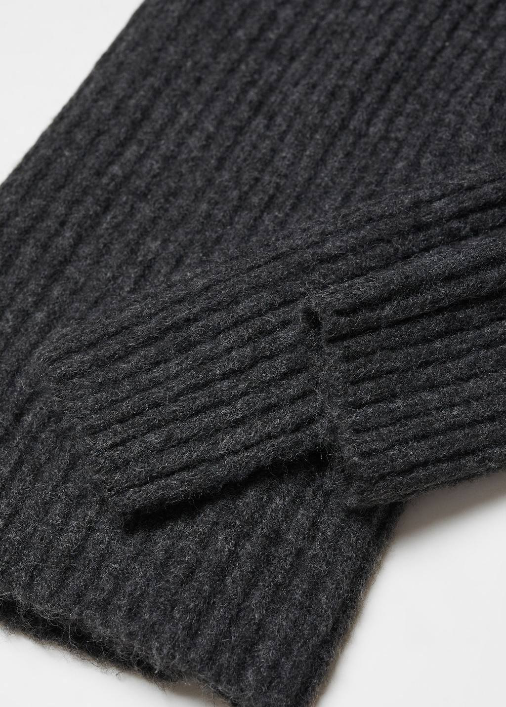 Knit sweater - Details of the article 8