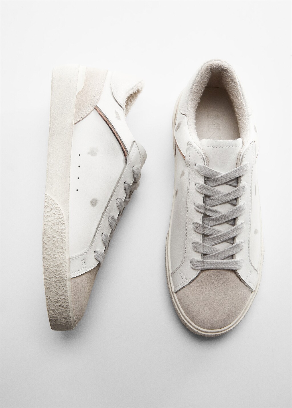 Worn-effect leather trainers - Details of the article 5