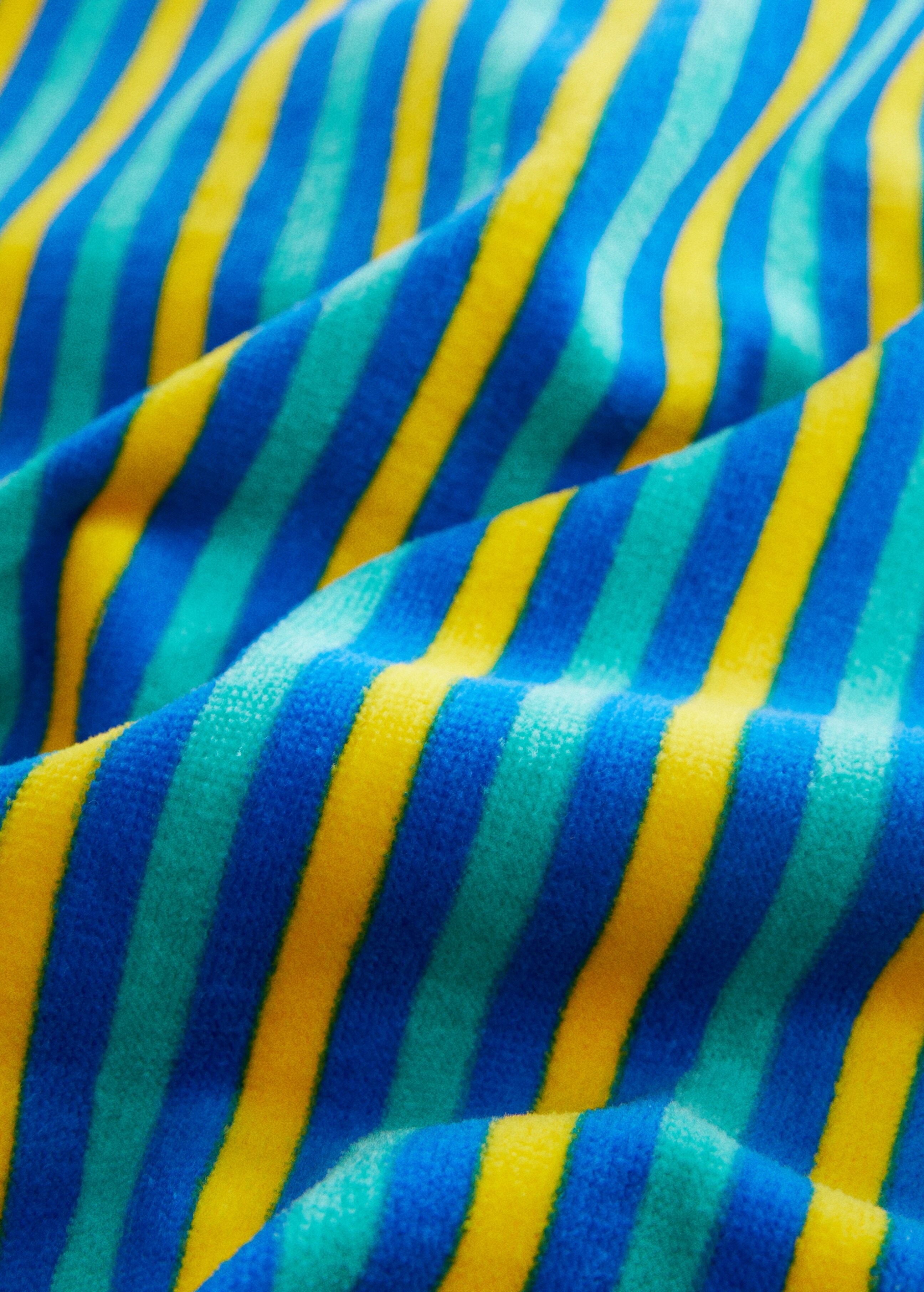 Multi-coloured striped beach towel - Details of the article 1
