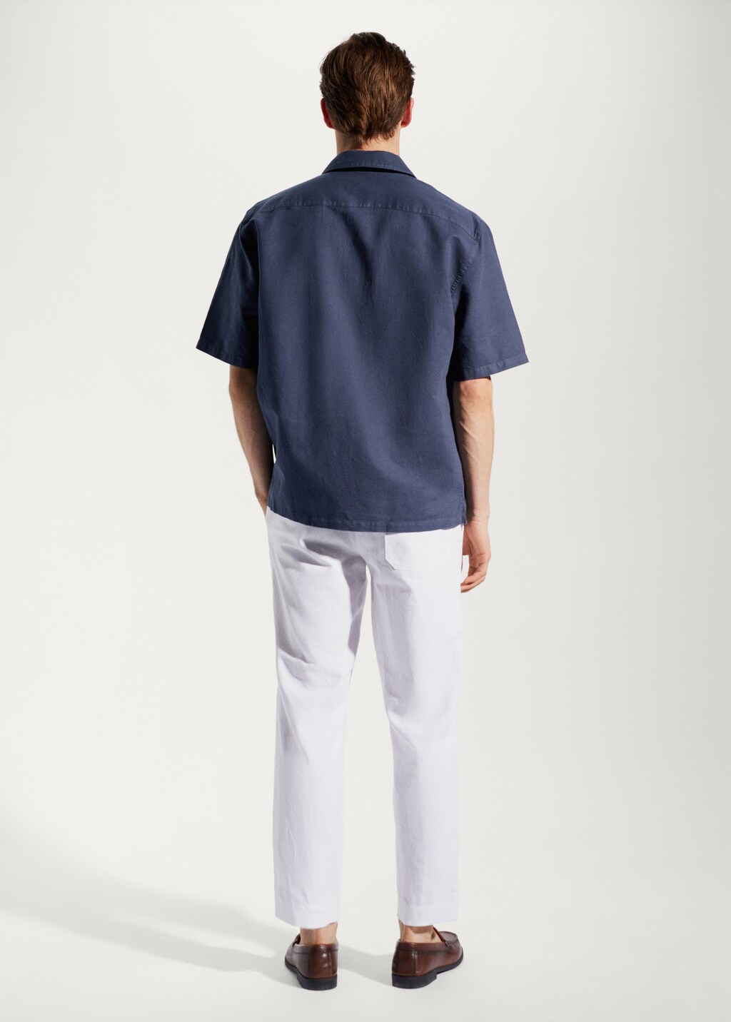 Cotton-linen bowling-collar shirt - Reverse of the article