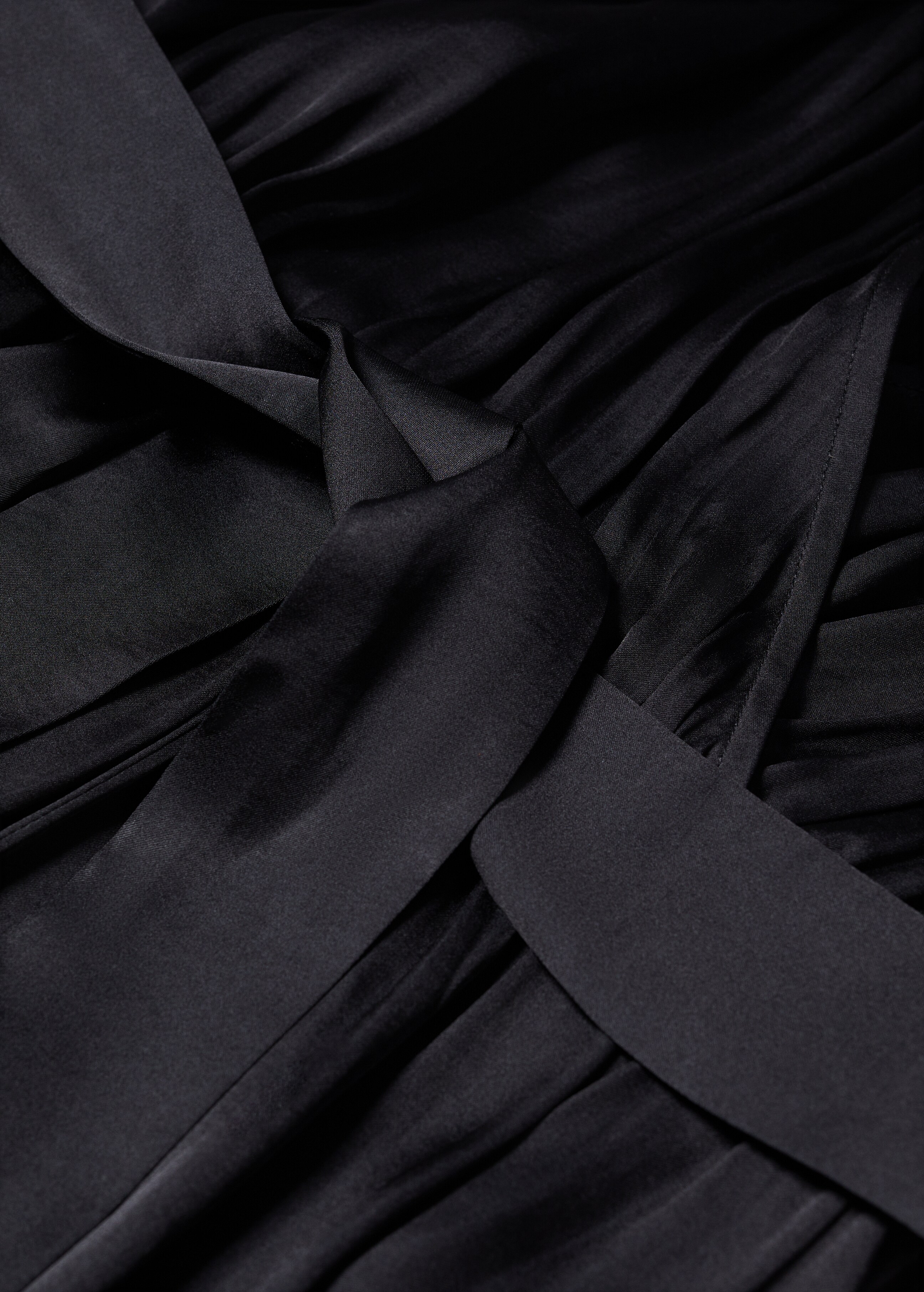 Satin pleated jumpsuit - Details of the article 8