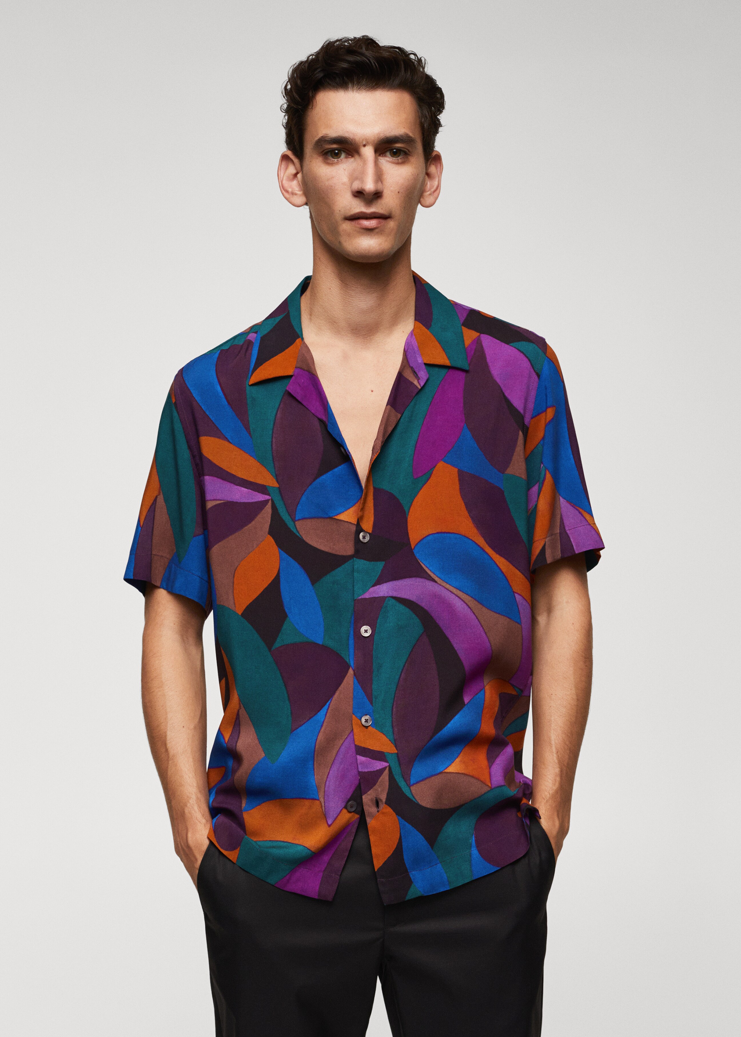 Geometric-print bowling shirt - Medium plane