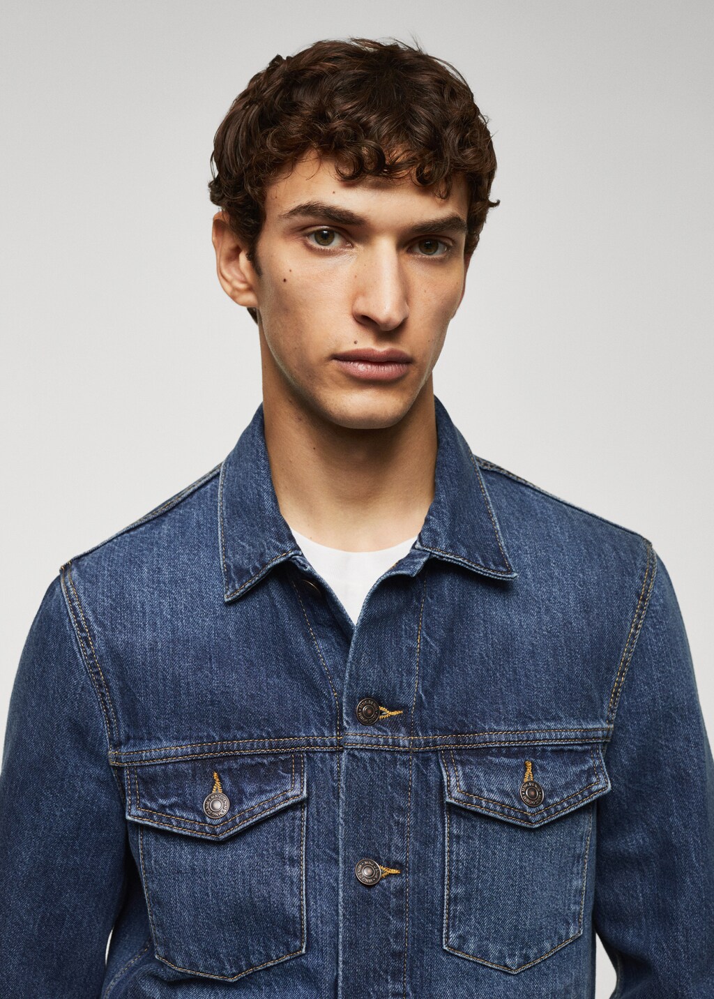 Basic denim jacket - Details of the article 1