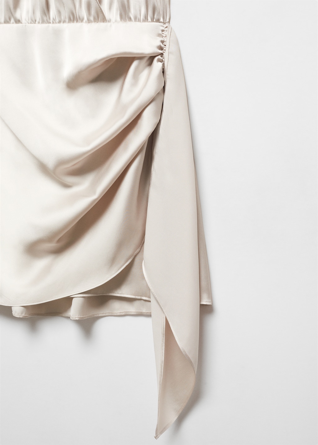 Satin halter neck dress - Details of the article 8