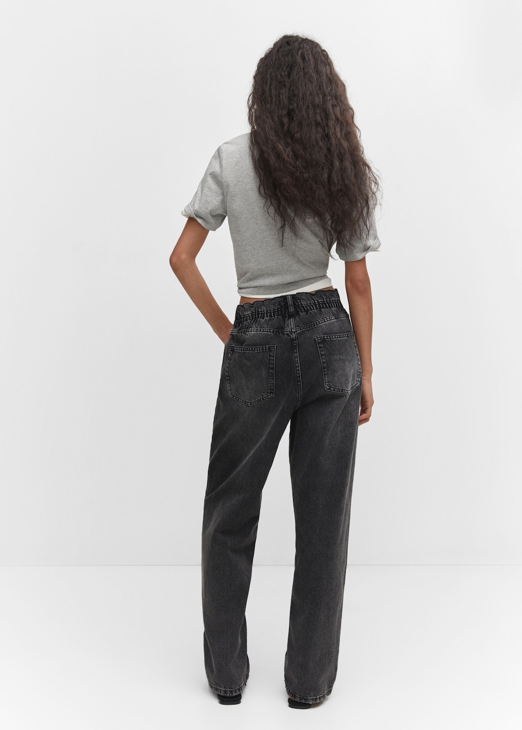 Waist straight Slouchy jeans - Reverse of the article