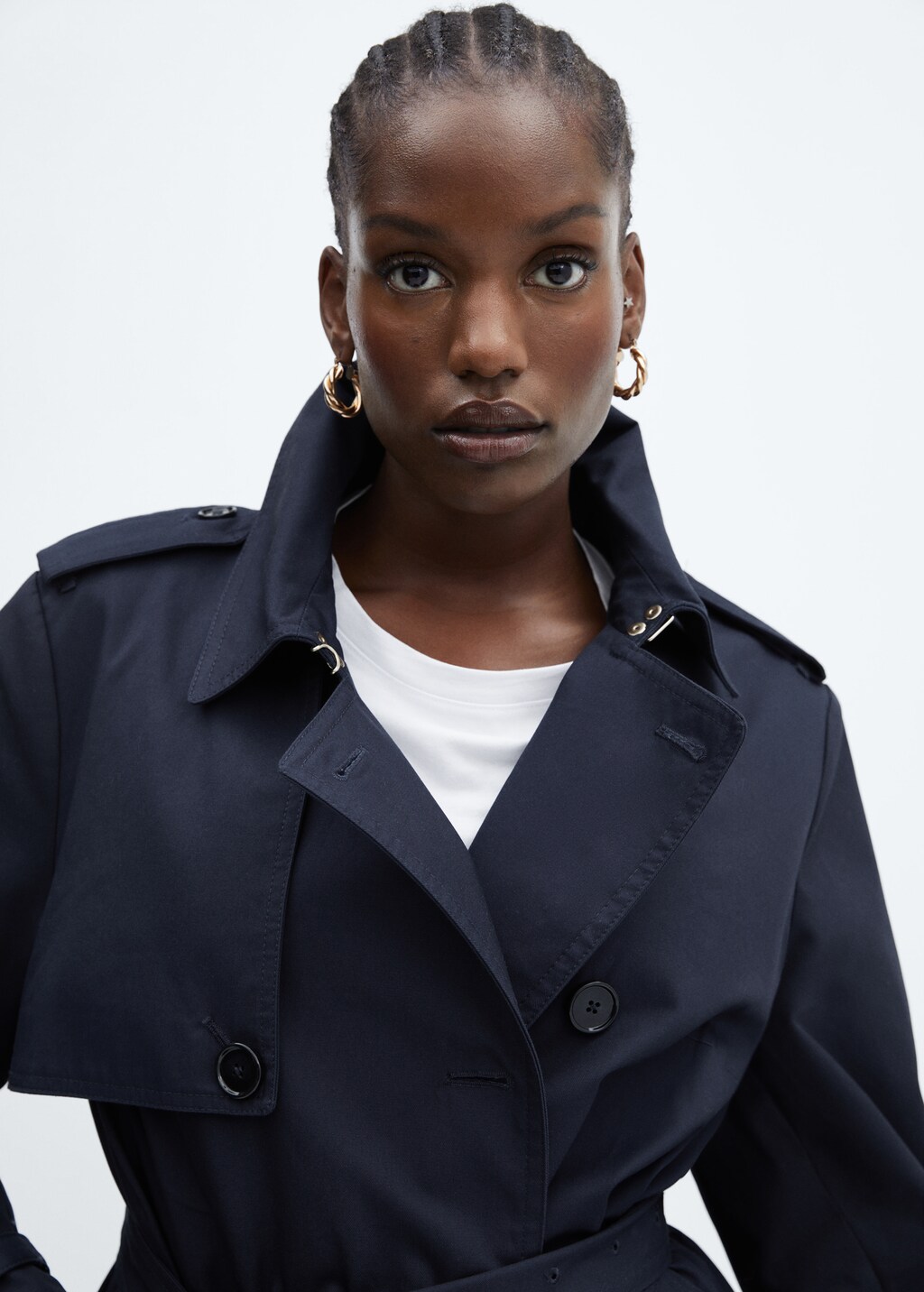 Classic trench coat with belt - Details of the article 4