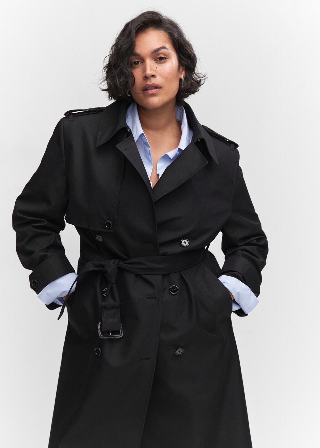 Waterproof double-breasted trench coat - Details of the article 5