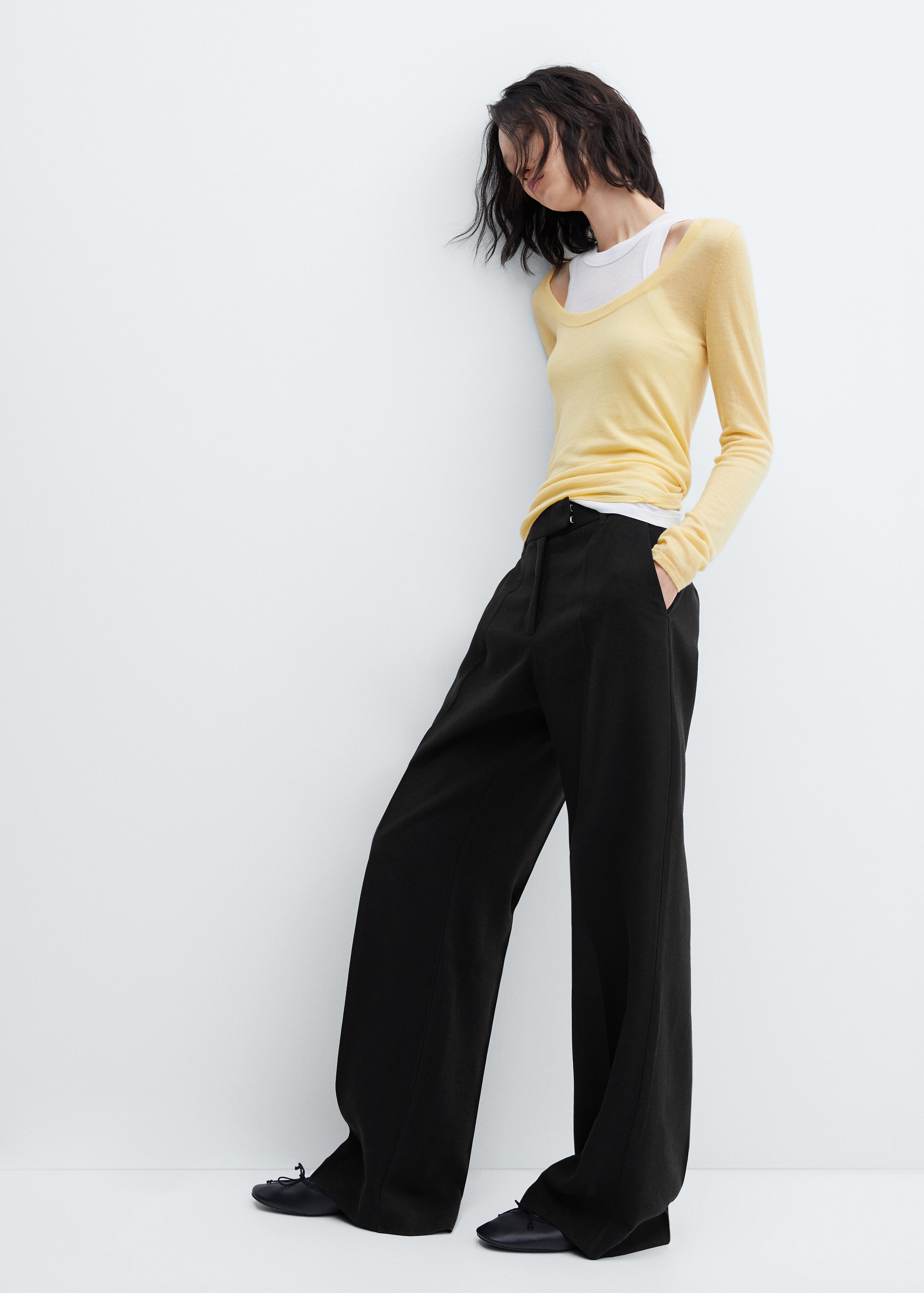 Low-waist wideleg trousers - Details of the article 6