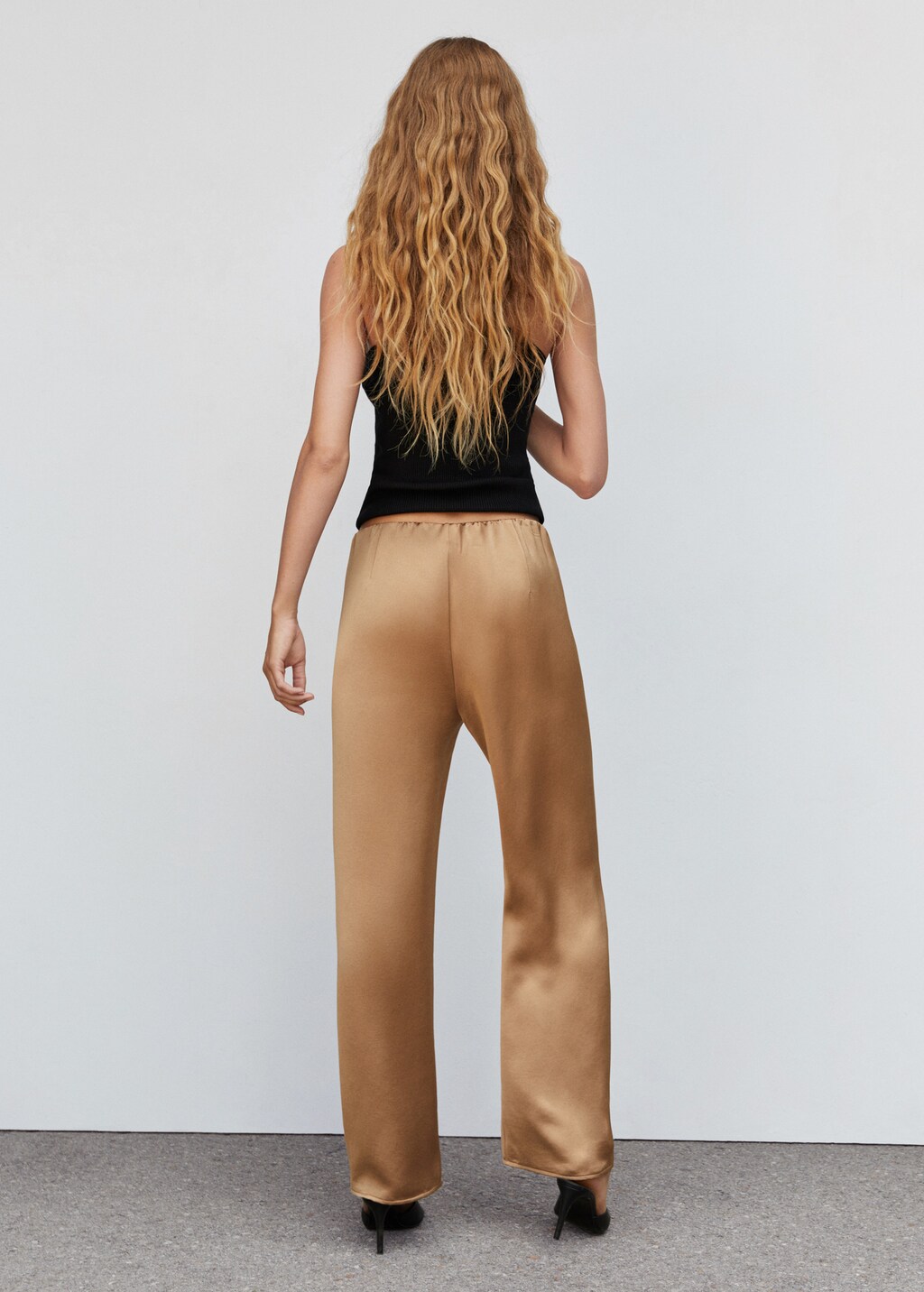 Satin-finish elastic waist trousers - Reverse of the article