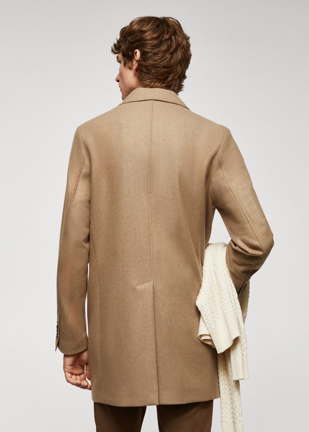 Lightweight recycled wool coat  - Reverse of the article