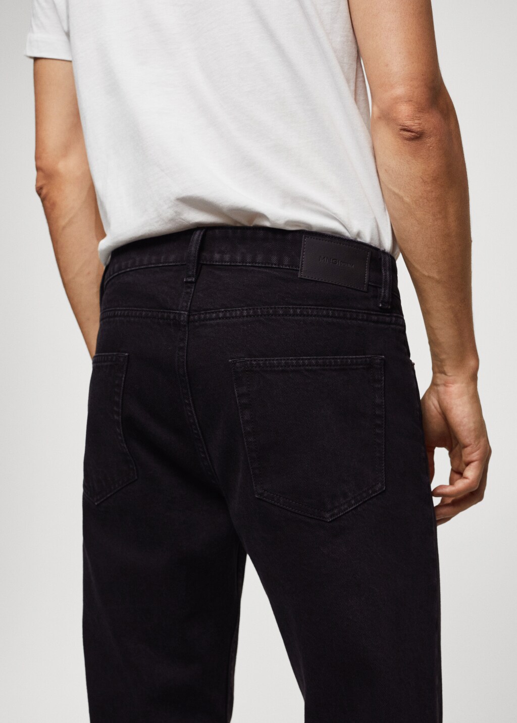 Tapered-fit jeans  - Details of the article 4