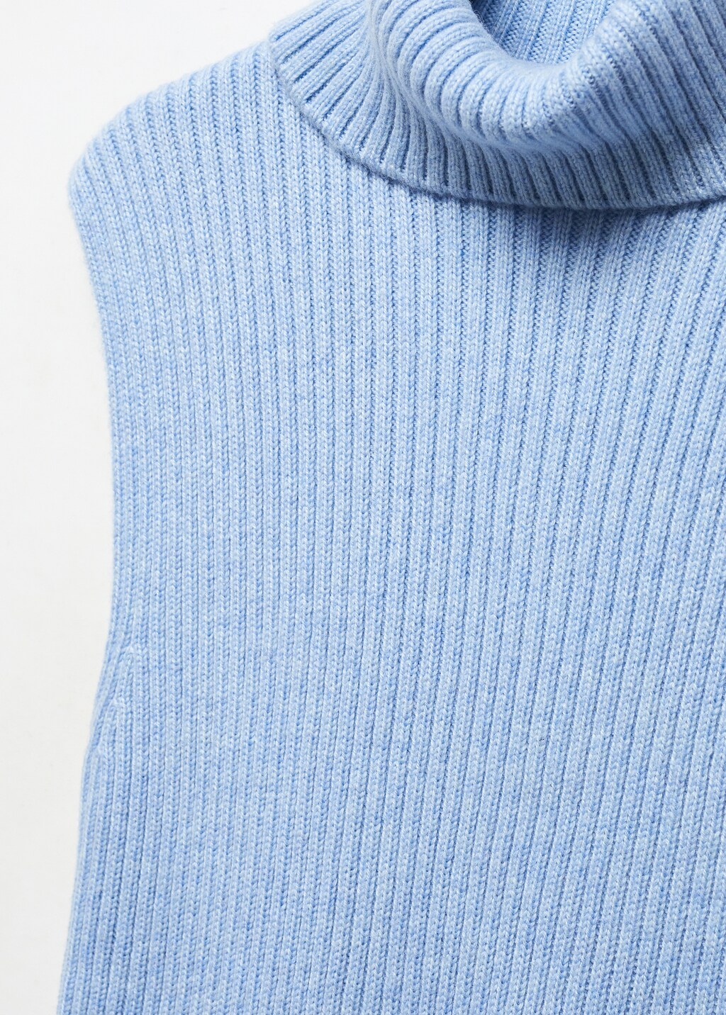 Chunky-knit gilet - Details of the article 8