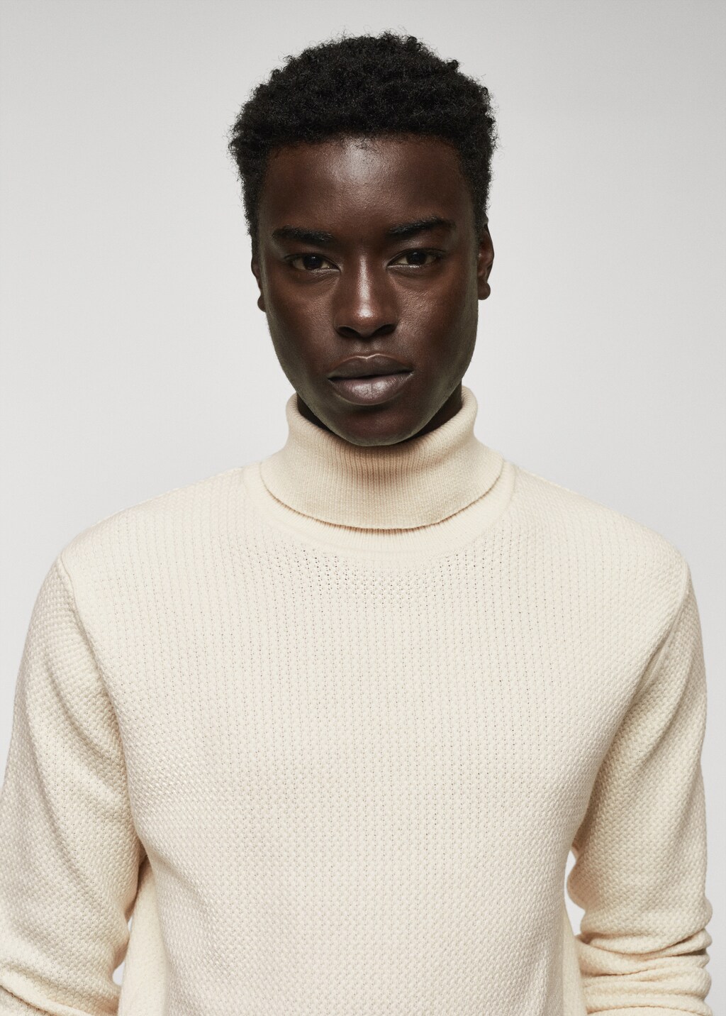 Twisted turtleneck sweater - Details of the article 1