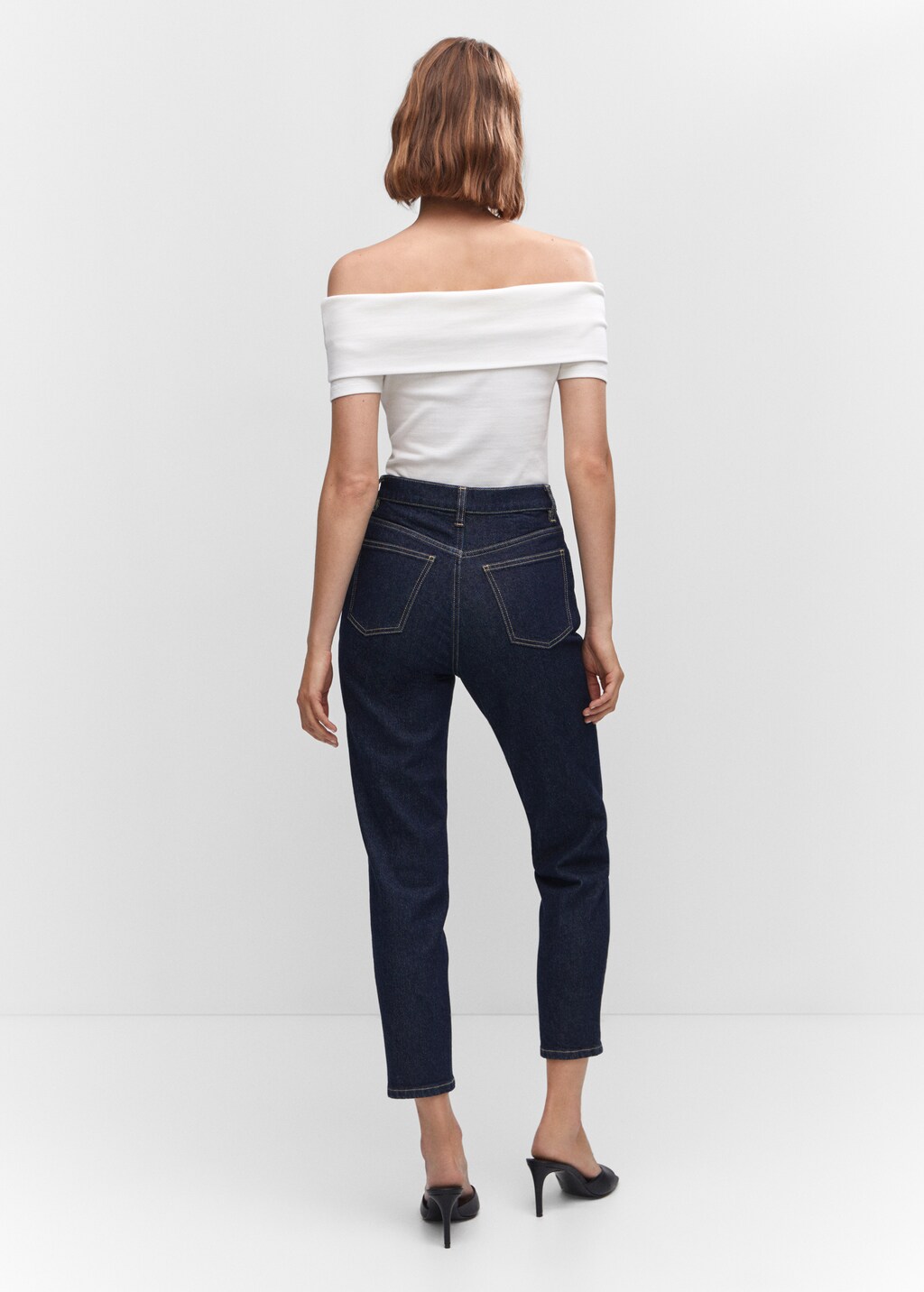 Newmom comfort high-rise jeans - Reverse of the article