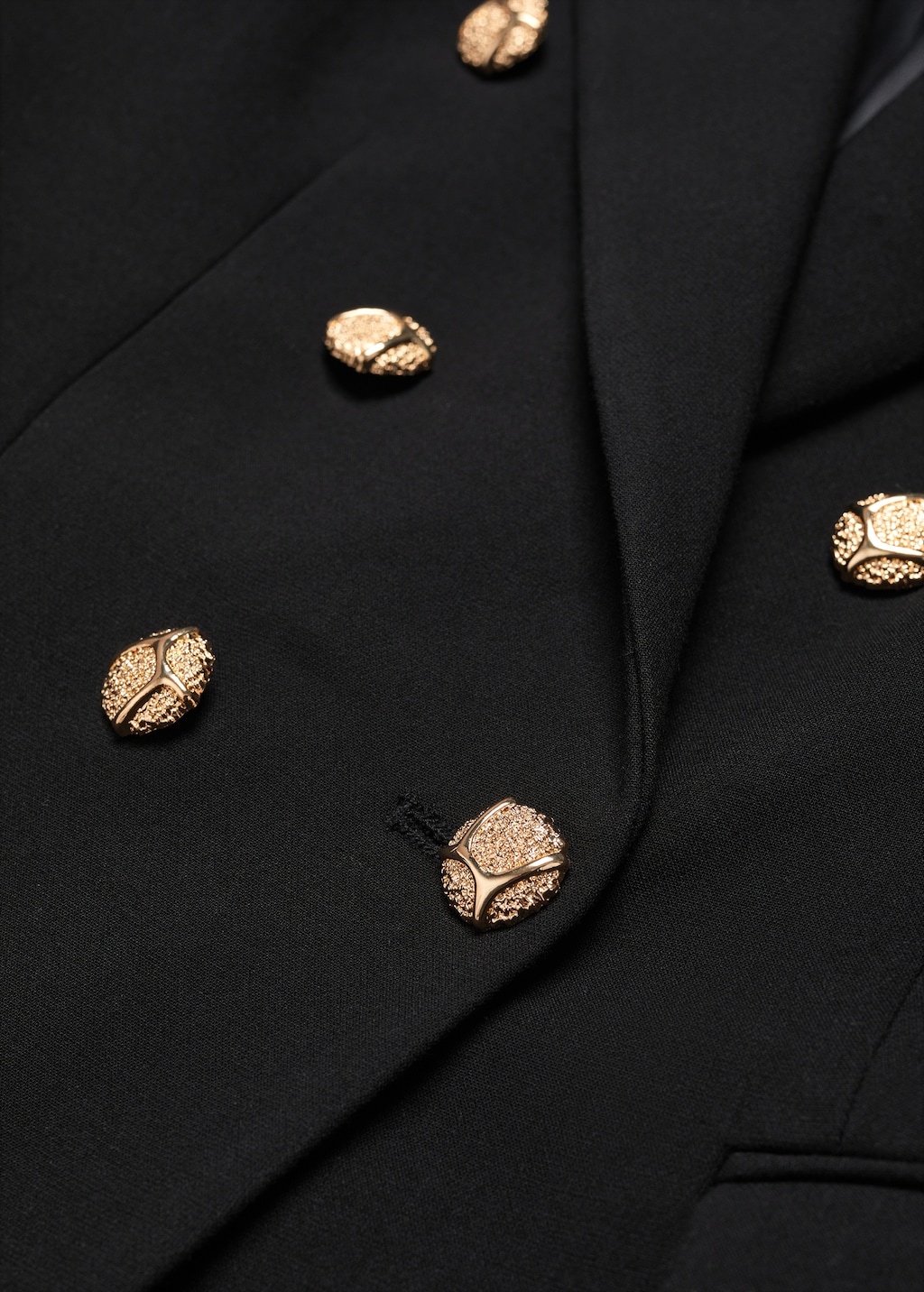 Double-breasted blazer - Details of the article 8