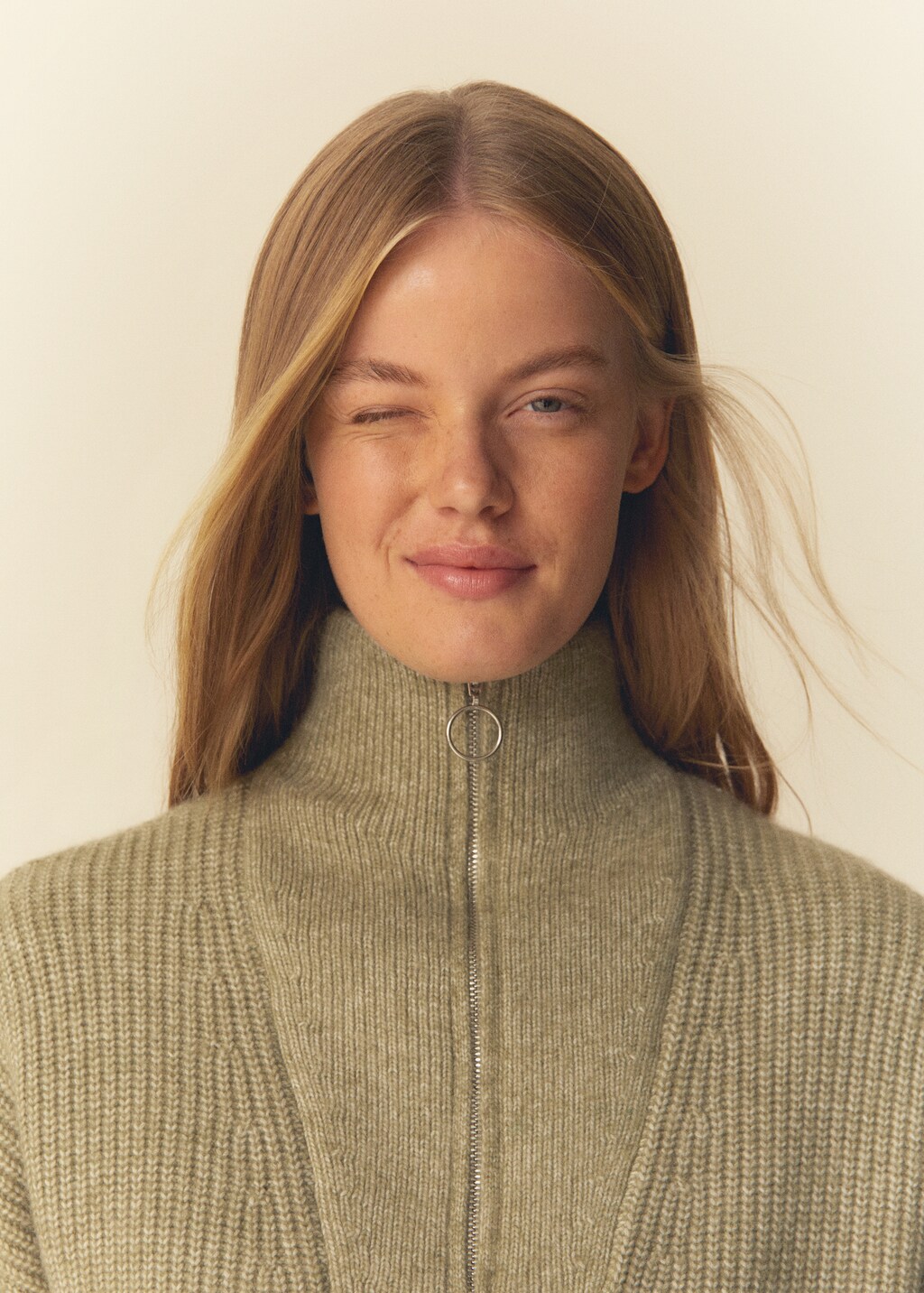 Zip neck jumper - Details of the article 6