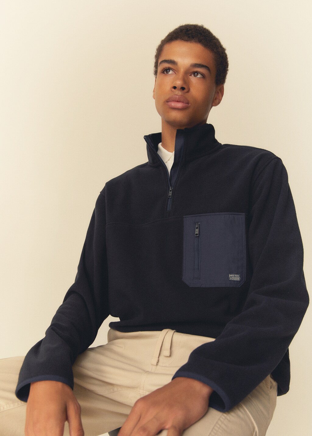 Zip-neck fleece sweatshirt - Details of the article 5