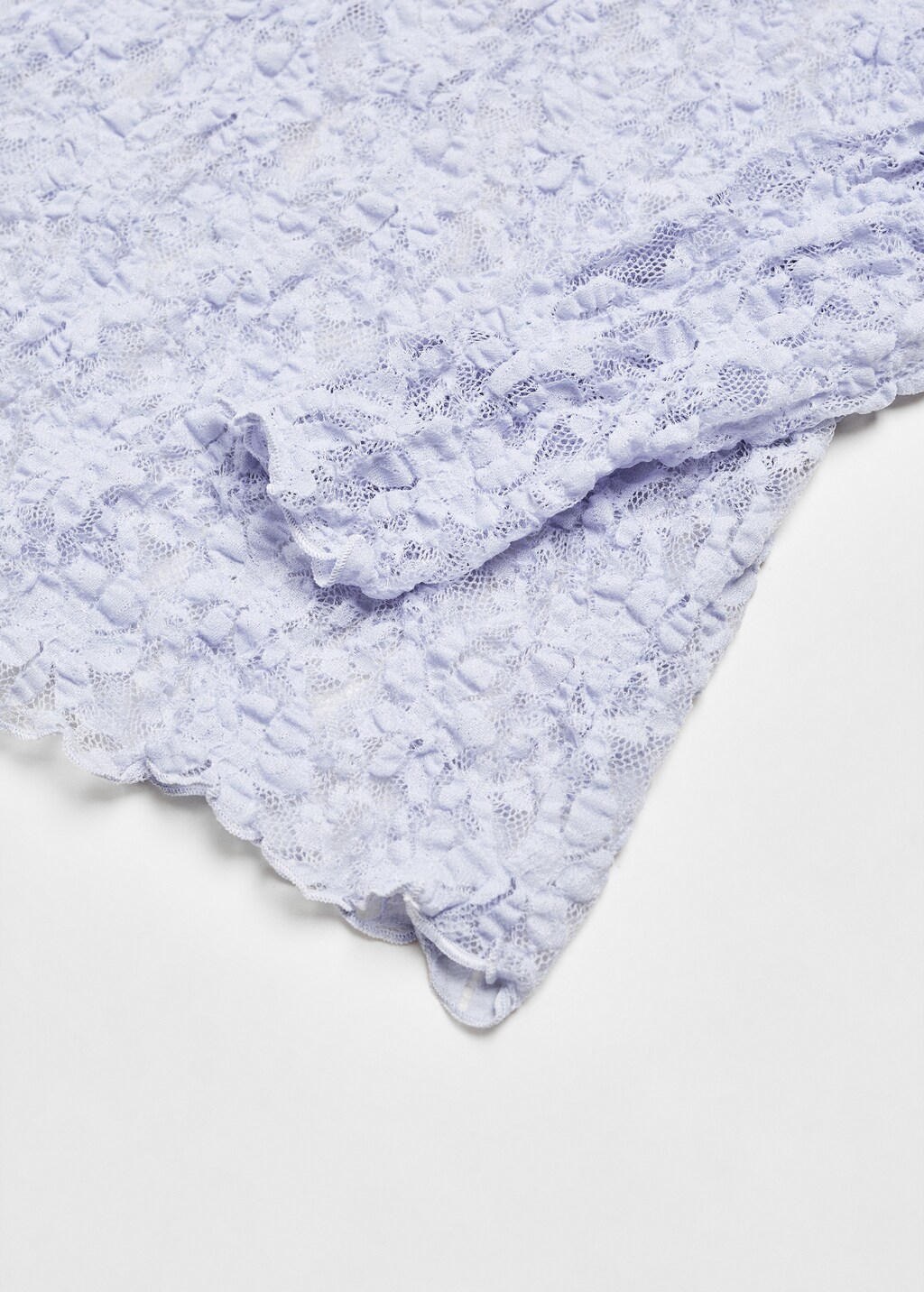 Lace t-shirt with perkins collar  - Details of the article 8