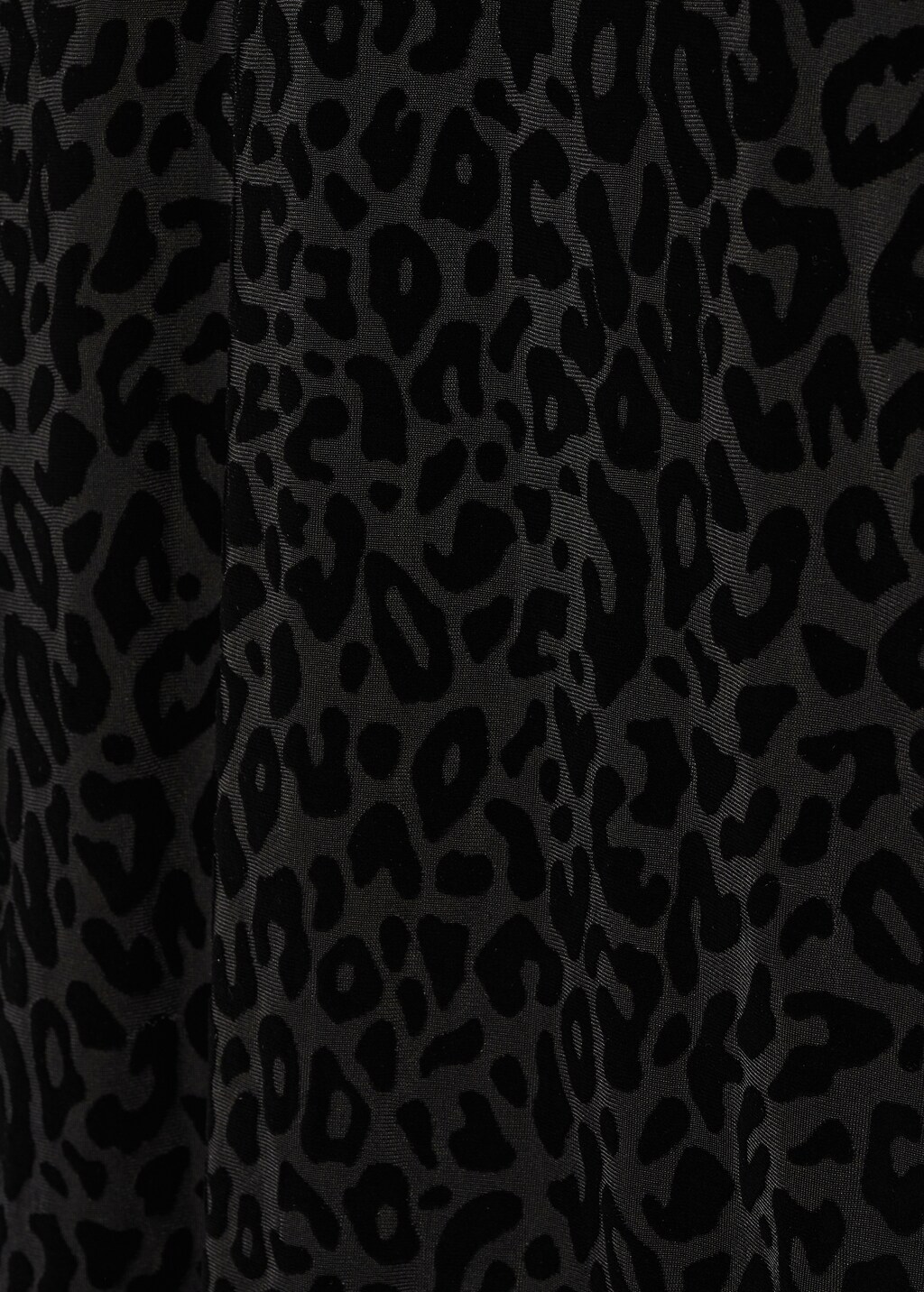 Animal print velvet dress - Details of the article 8