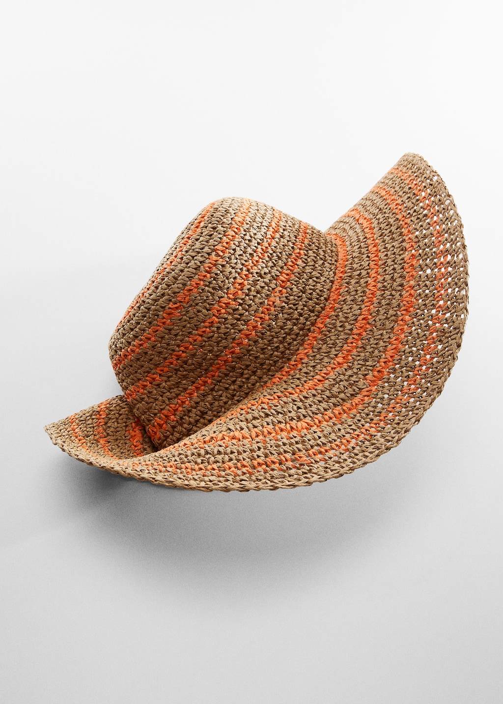 Two-tone natural fiber hat - Details of the article 1