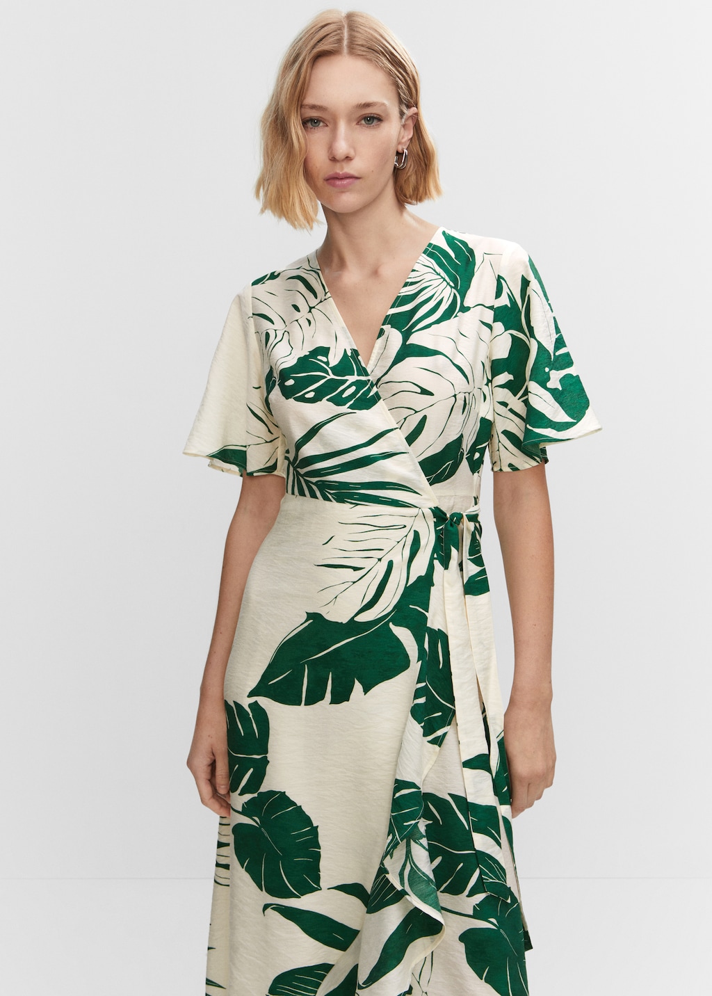 Printed wrap dress with ruffle  - Medium plane