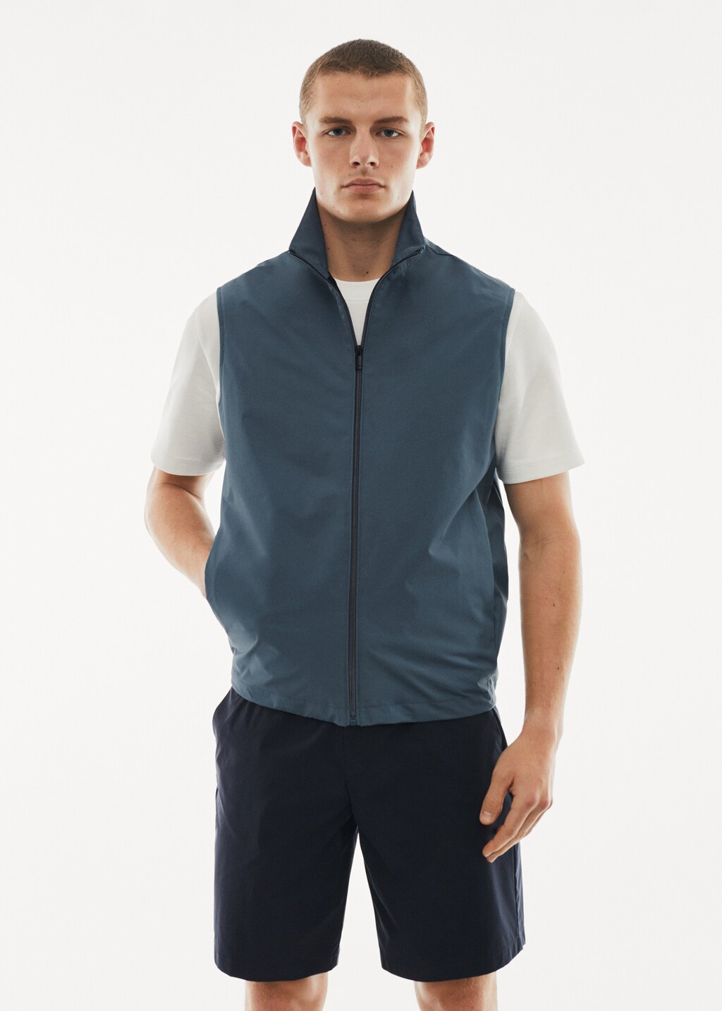 Water-repellent technical gilet - Medium plane