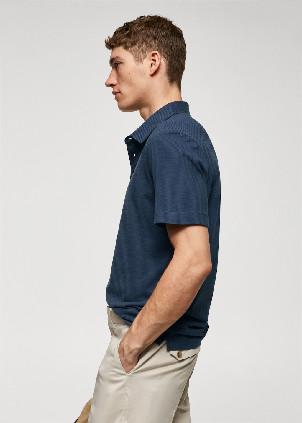 100% cotton polo shirt with striped structure - Details of the article 2